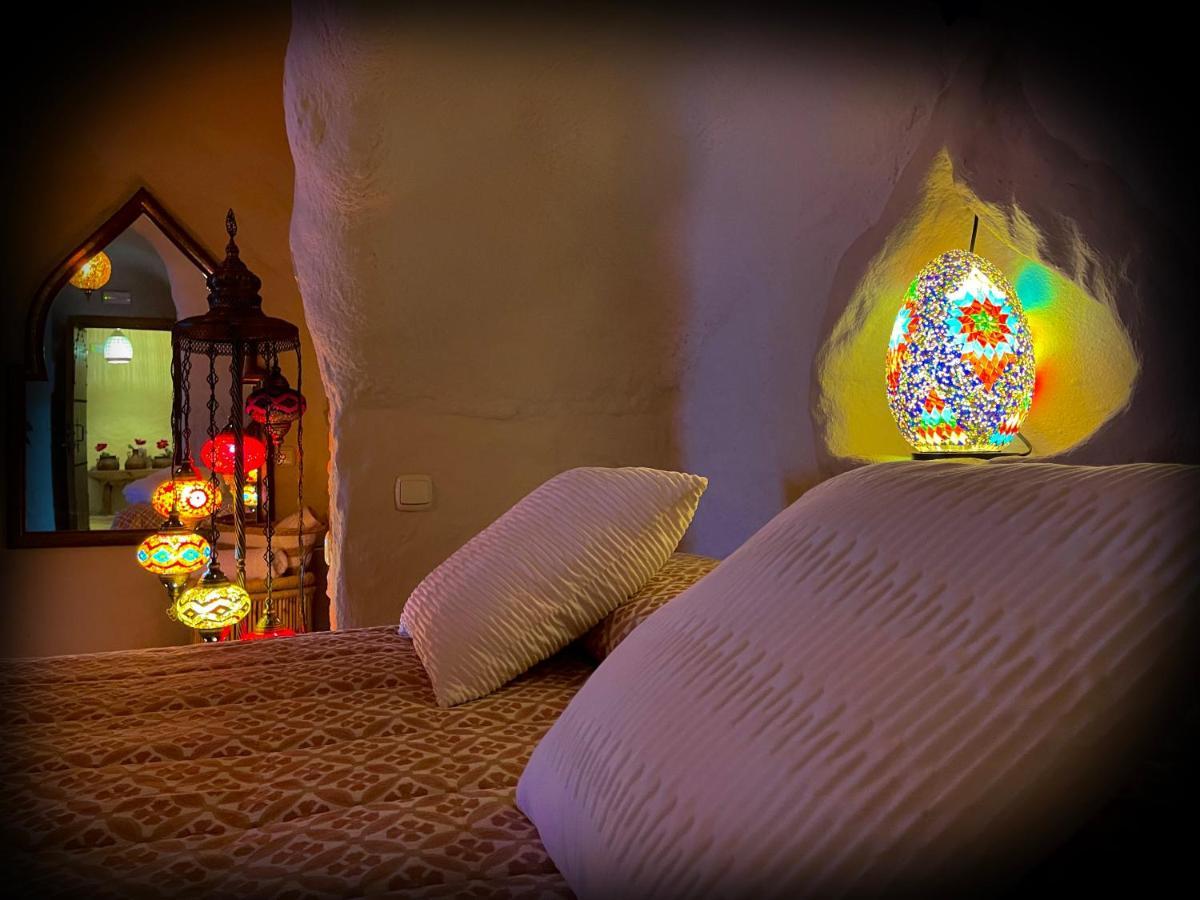 Casas Cueva El Castano Guest House Pampaneira Ngoại thất bức ảnh