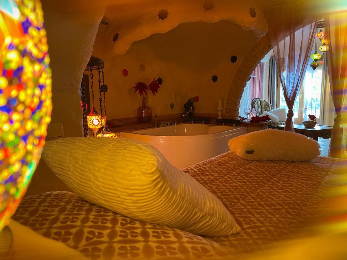 Casas Cueva El Castano Guest House Pampaneira Ngoại thất bức ảnh